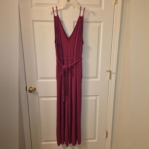 Women’s Old Navy Sleeveless V-Neck Pink Jumpsuit with Tie Waist and Pockets